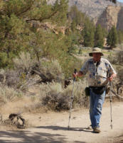 P1180361 Aaron Kramer on the west trail along the Crooked River.